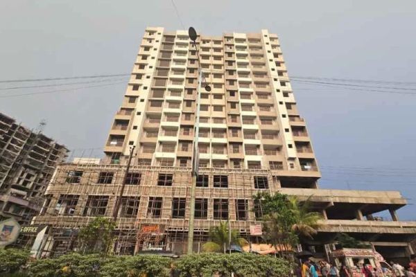 Flat For Sale in Kalyan